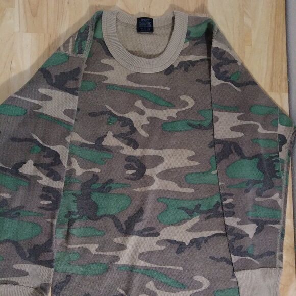 Vintage 80s Field & Stream Camouflage Thermal Knit Shirt - Picture 1 of 7